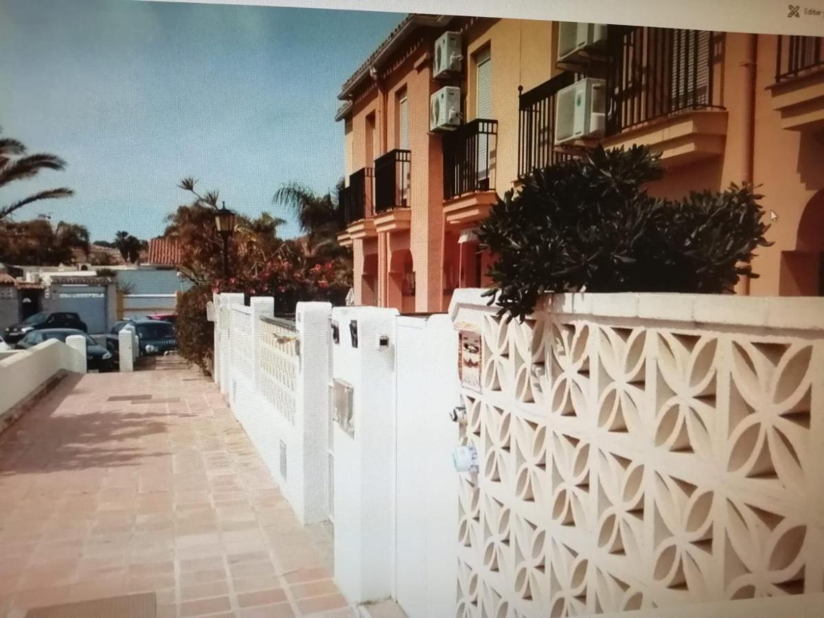 Apartamento Decada Los Alamos Villa Torremolinos Exterior photo